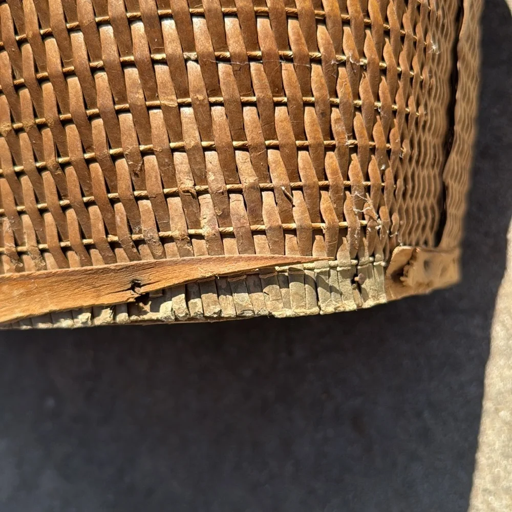 Basket Vintage Picnic Basket with Table Inside